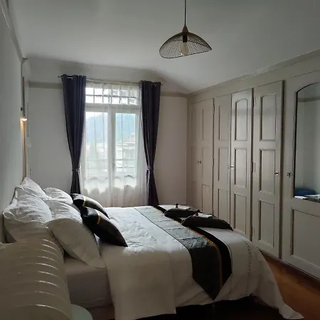 Peaks View Chalet Ιντερλάκεν